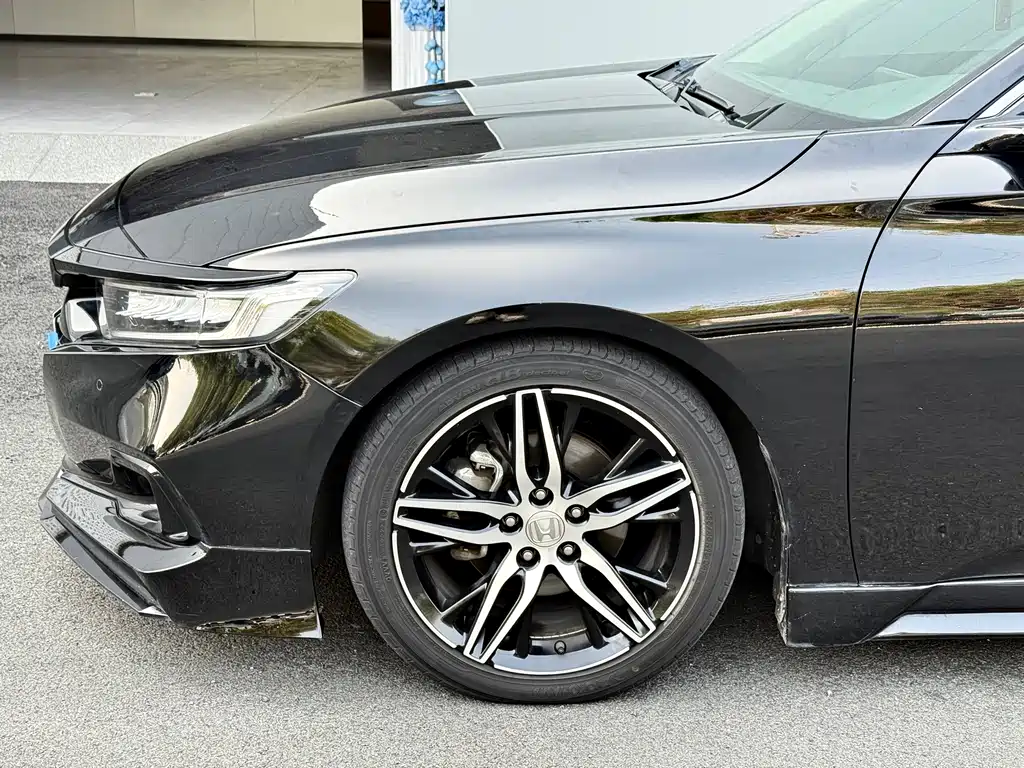 Honda Accord 2022 — фото 16