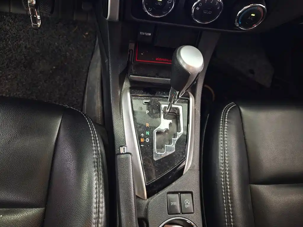 Toyota Corolla 2019 — фото 13