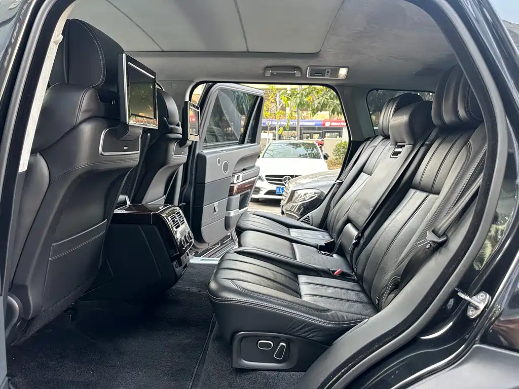Land Rover Range Rover 2015 — фото 12