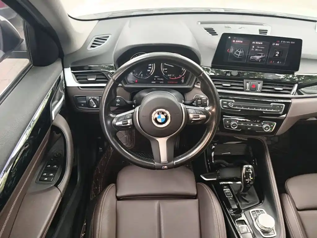 BMW X1 2020 — фото 11