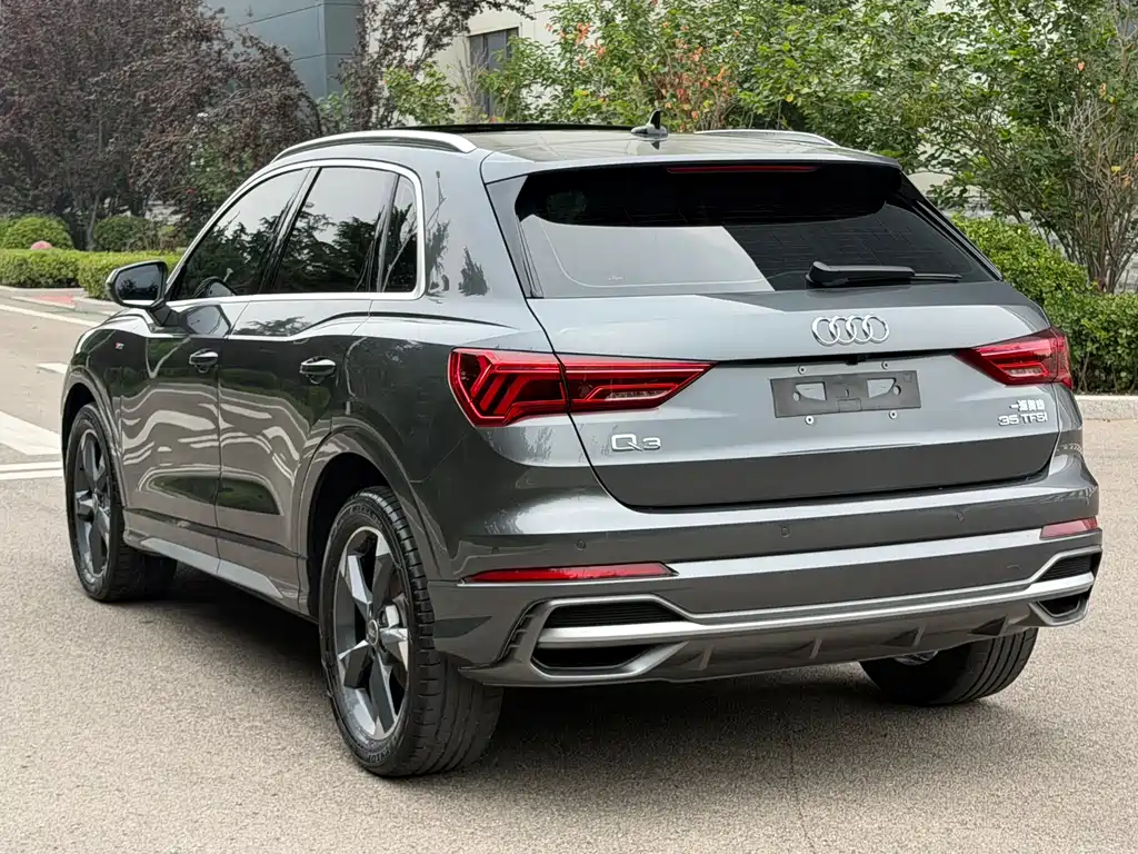 Audi Q3 2022 — фото 15