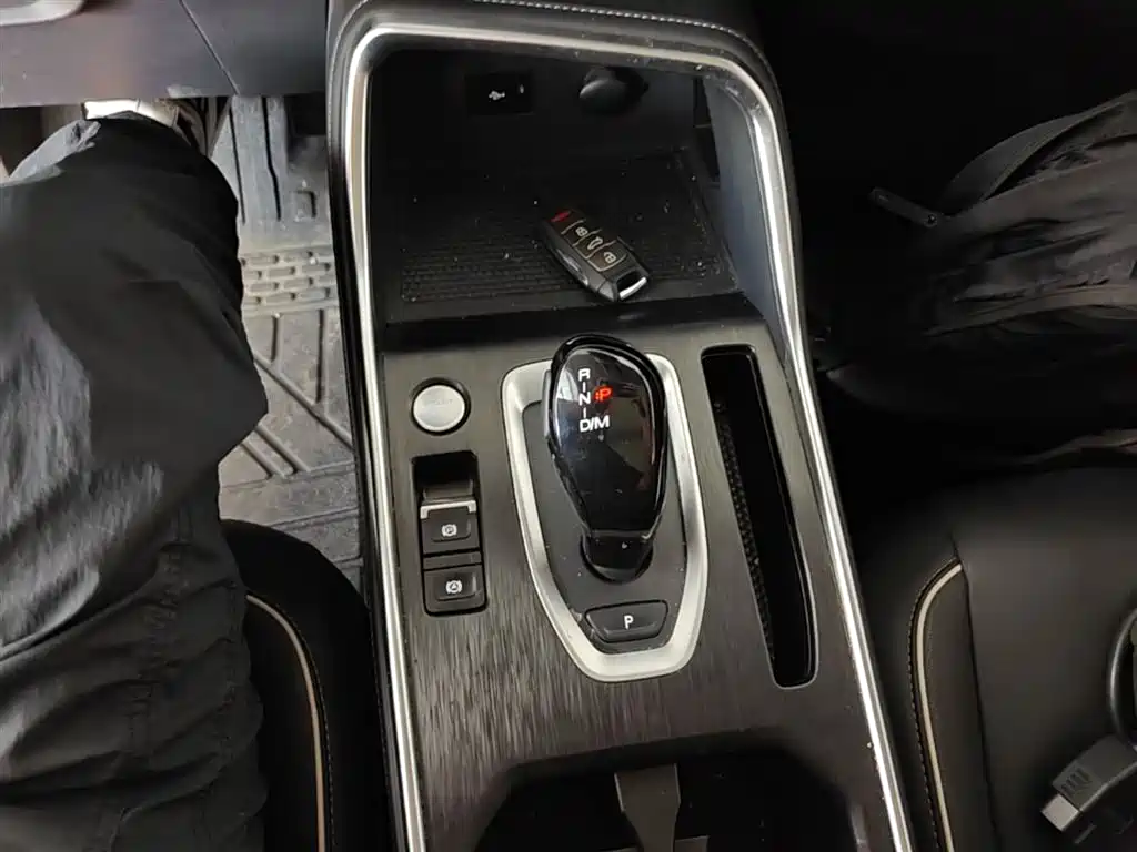 Haval H6 2023 — фото 14