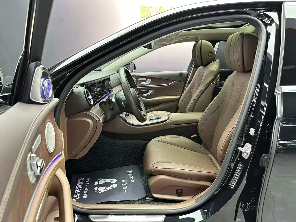 Mercedes-Benz E-Class 2023 — фото 3