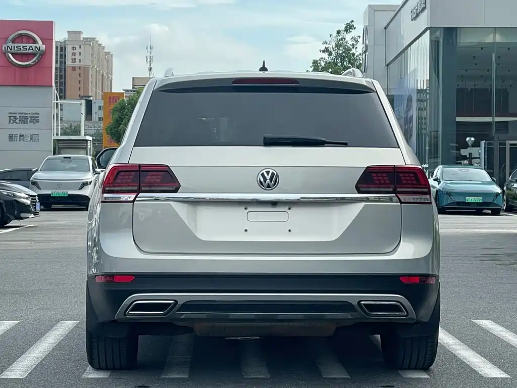 Volkswagen Teramont 2017 — фото 8