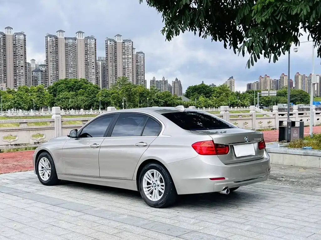 BMW 3 Series 2015