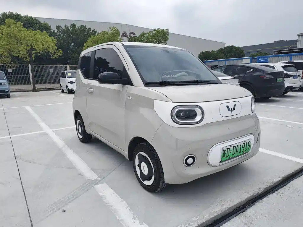 Wuling Hongguang MINIEV 2025