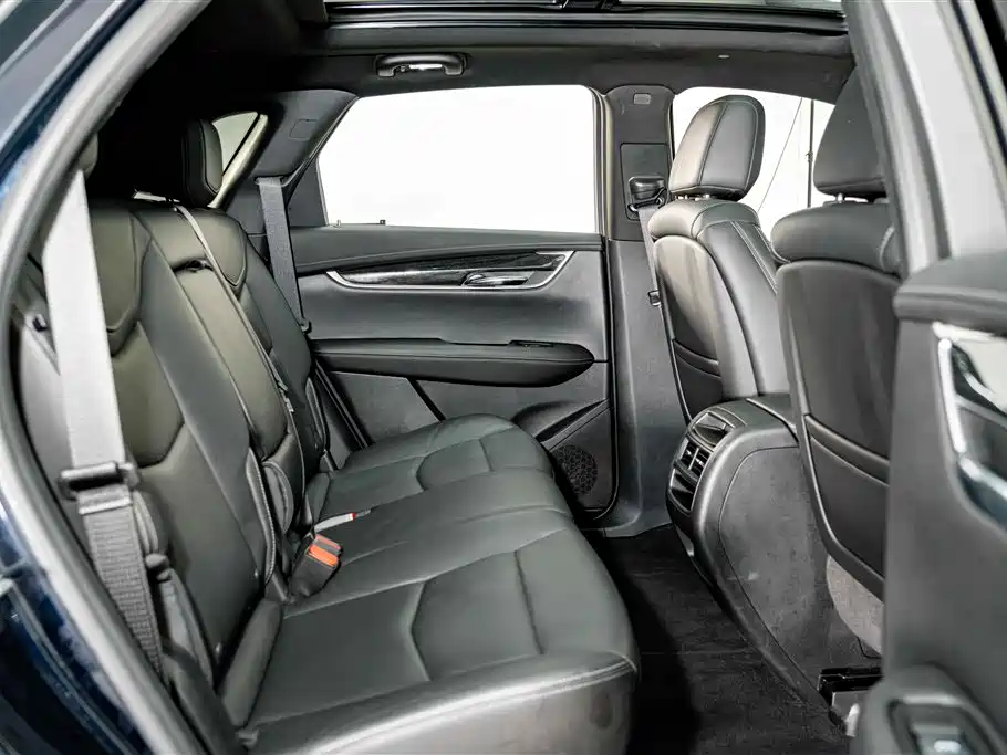 Cadillac XT5 2020 — фото 20