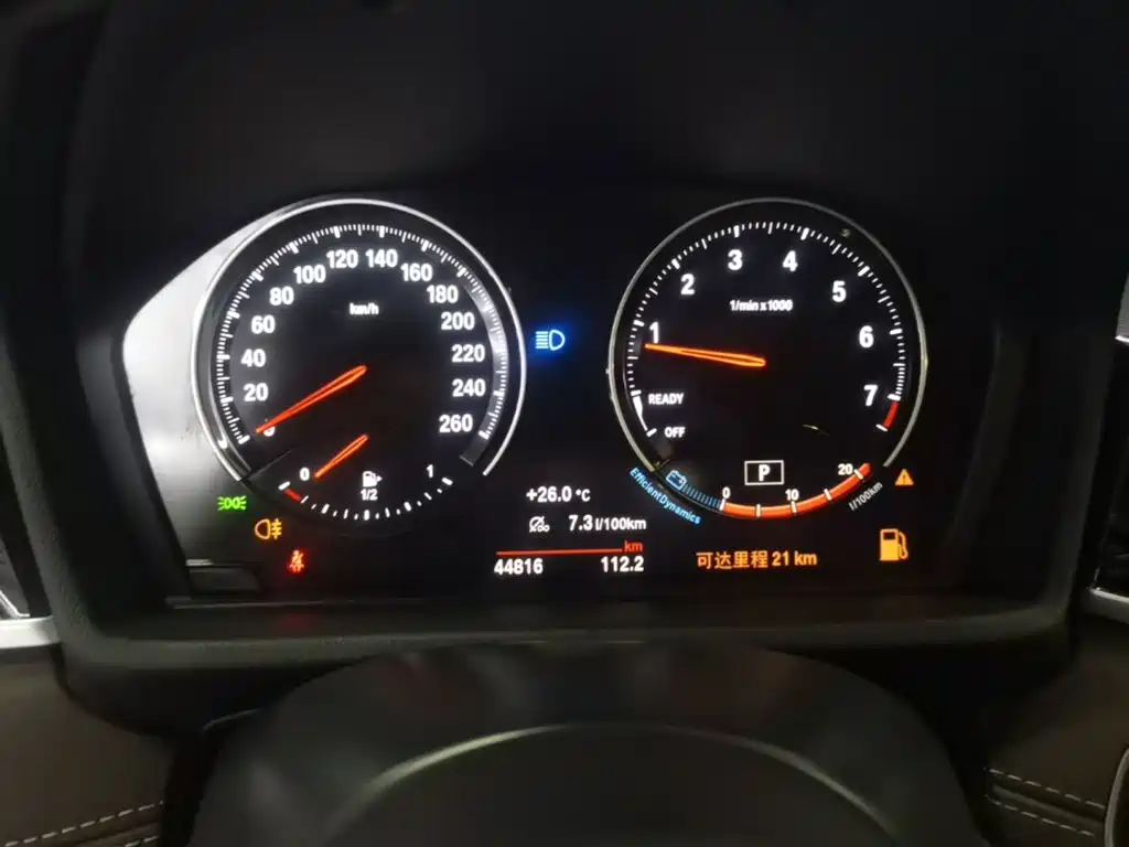 BMW X2 2022 — фото 12