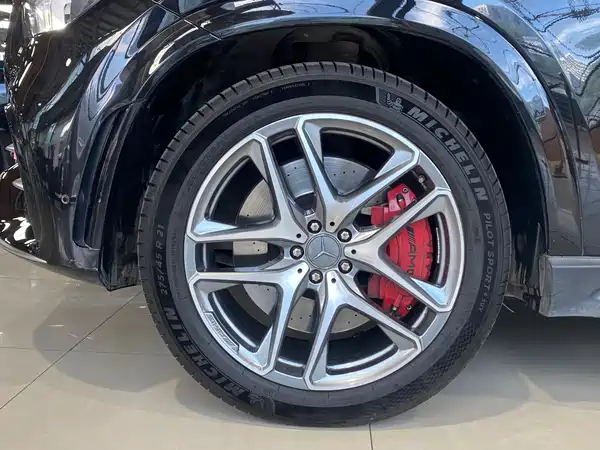 Mercedes-Benz GLE AMG 2022
