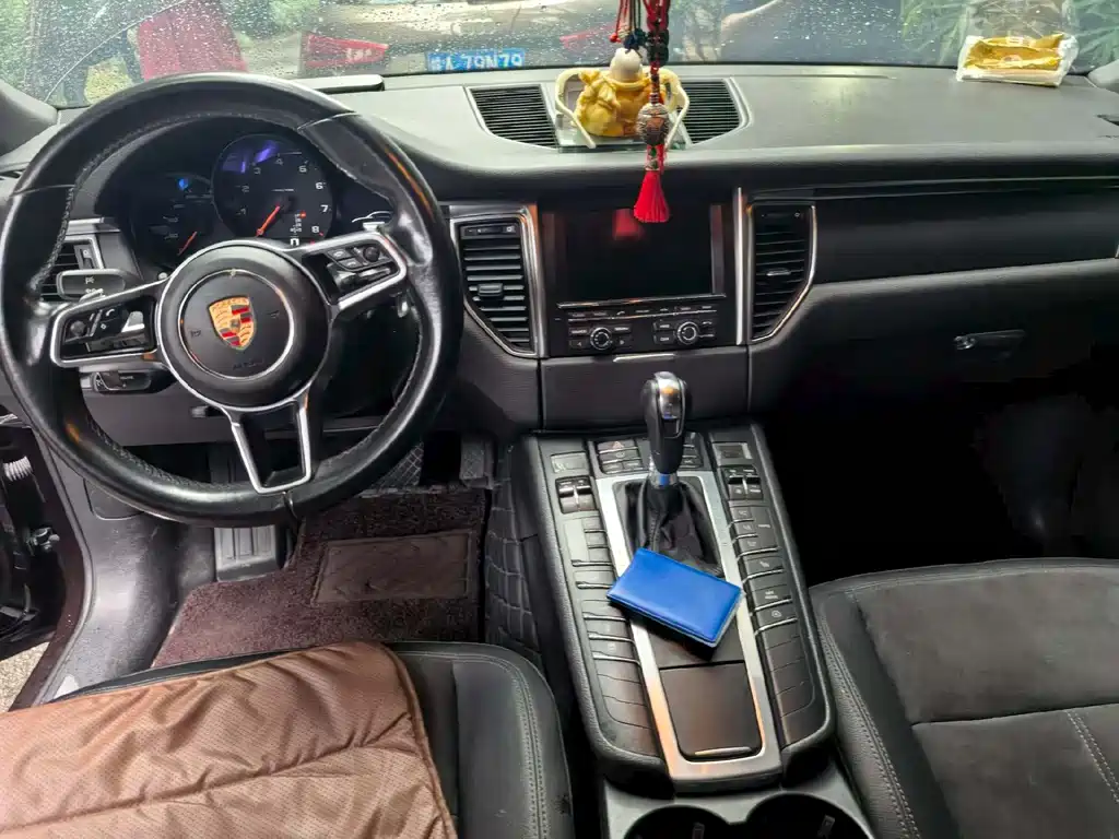Porsche Macan 2014