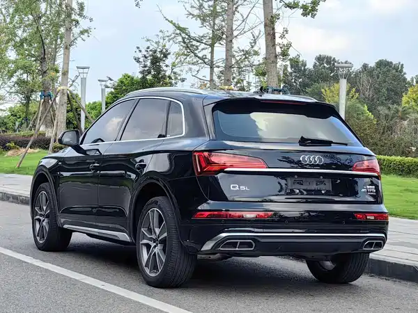 Audi Q5L 2023