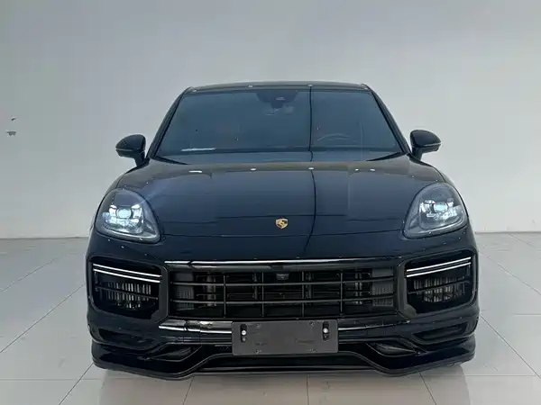 Porsche Cayenne 2023