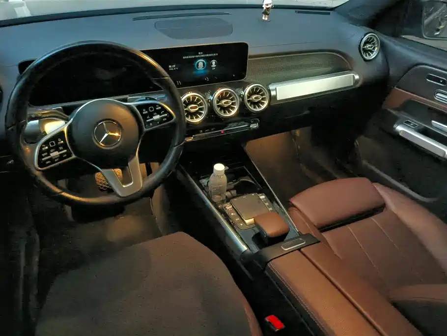 Mercedes-Benz GLB 2020 — фото 12