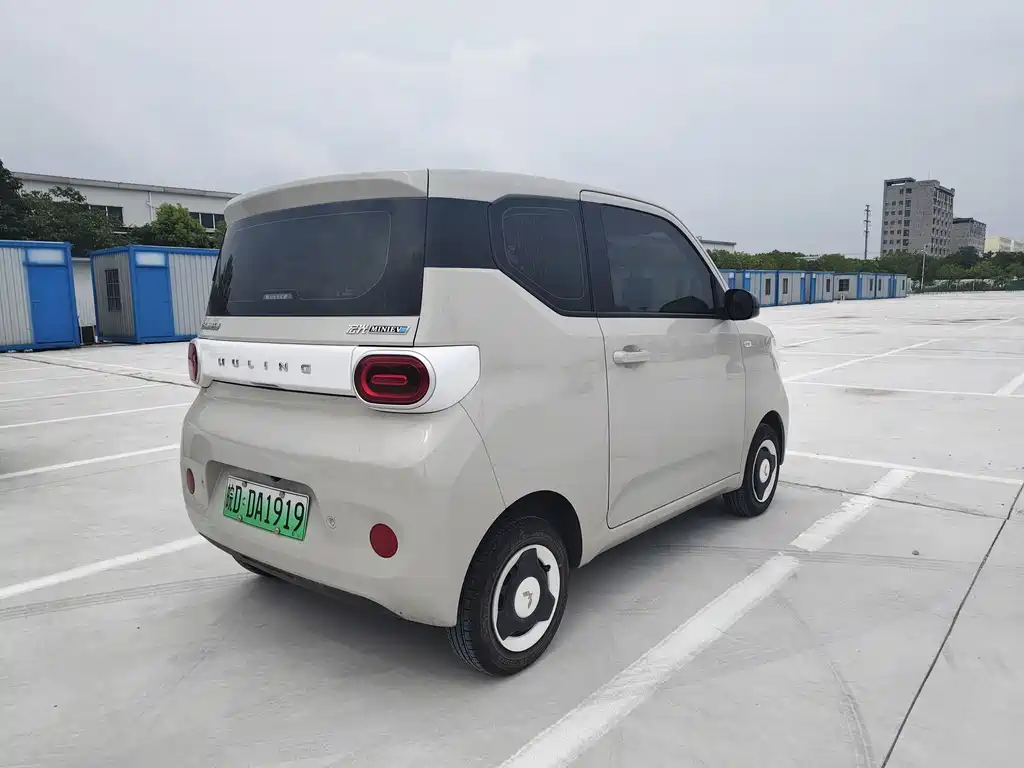 Wuling Hongguang MINIEV 2025
