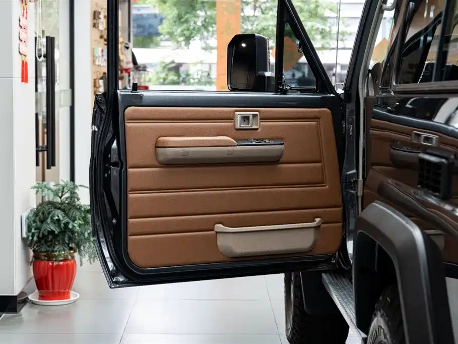 Toyota Land Cruiser 2026 — фото 12