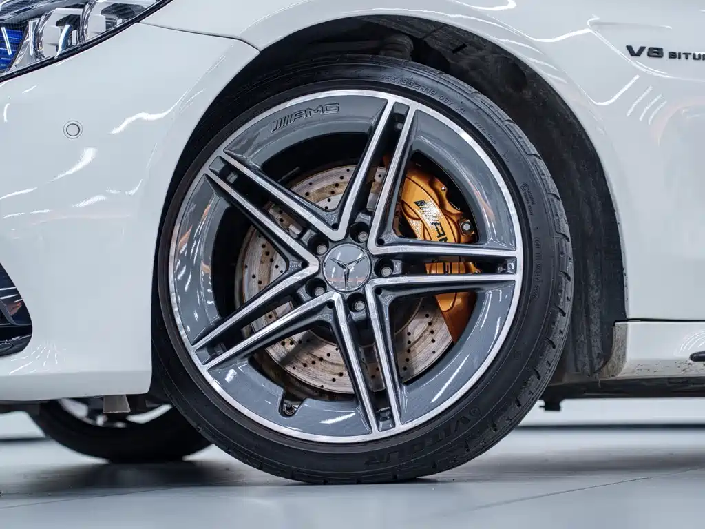 Mercedes-Benz C-Class AMG 2020 — фото 7