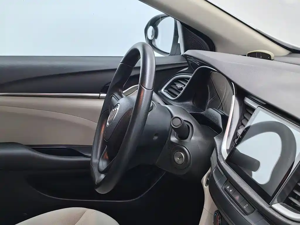Buick Excelle GT 2017 — фото 22