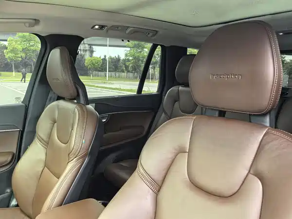 Volvo XC90 2020