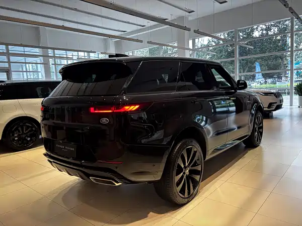 Land Rover Range Rover Sport 2026