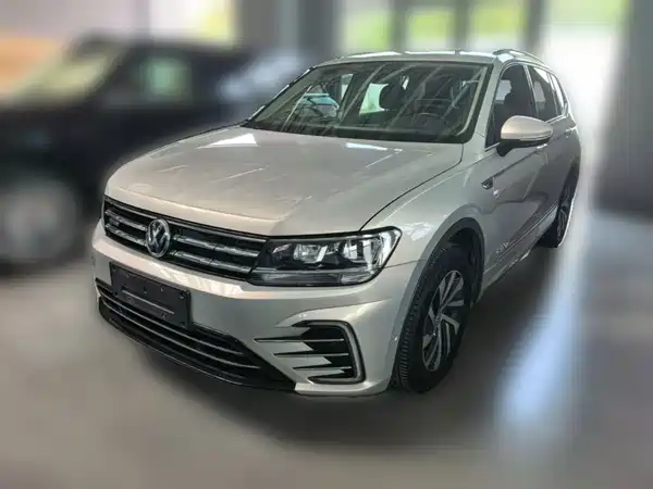 Volkswagen Tiguan L Plug-In Hybrid 2020