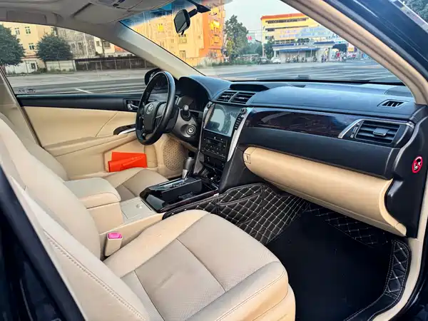 Toyota Camry 2016