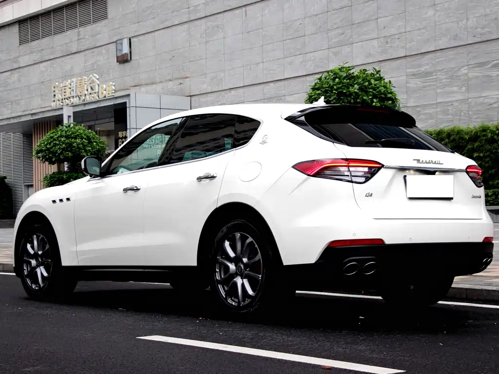 Maserati Levante 2021 — фото 19