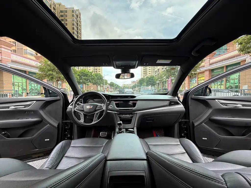 Cadillac XT5 2023 — фото 29