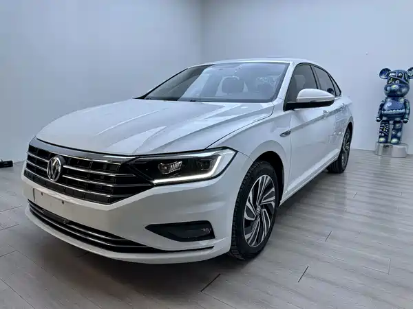 Volkswagen Sagitar 2022