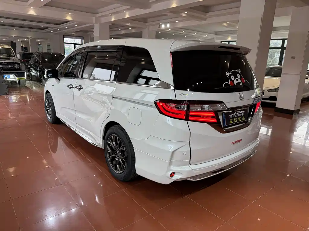 Honda Odyssey 2021 — фото 18