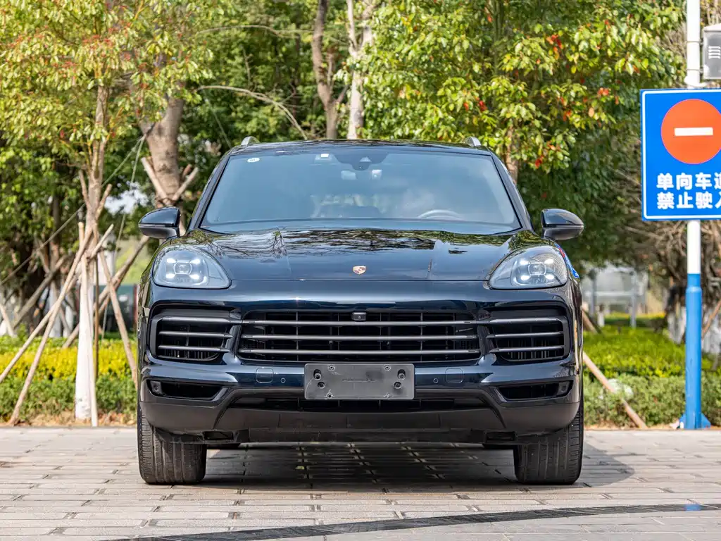 Porsche Cayenne 2018 — фото 2