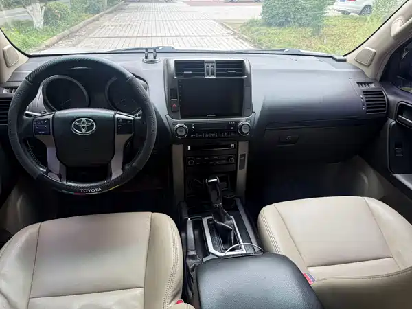 Toyota Prado 2011