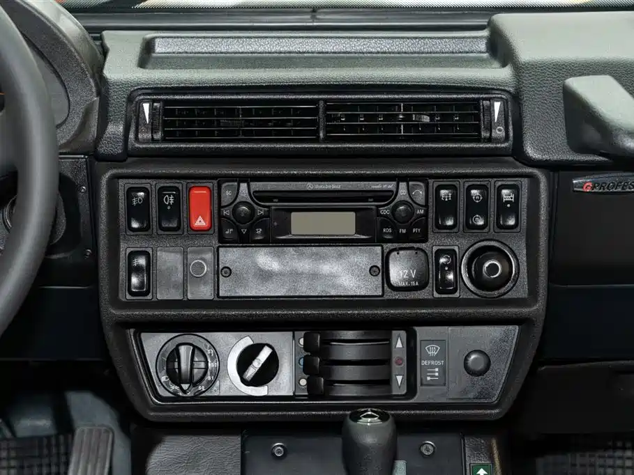 Mercedes-Benz G-Class 2012 — фото 10
