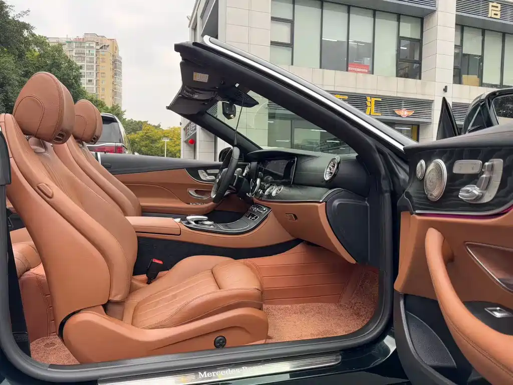 Mercedes-Benz E-Class 2022 — фото 3