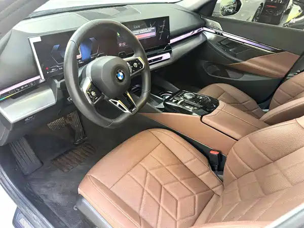 BMW 5 Series 2025