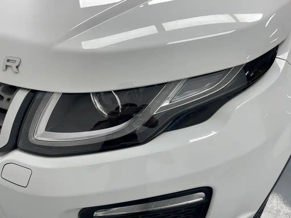 Land Rover Range Rover Evoque 2018 — фото 17