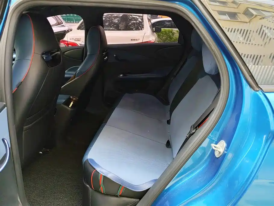 BYD Dolphin 2023 — фото 11