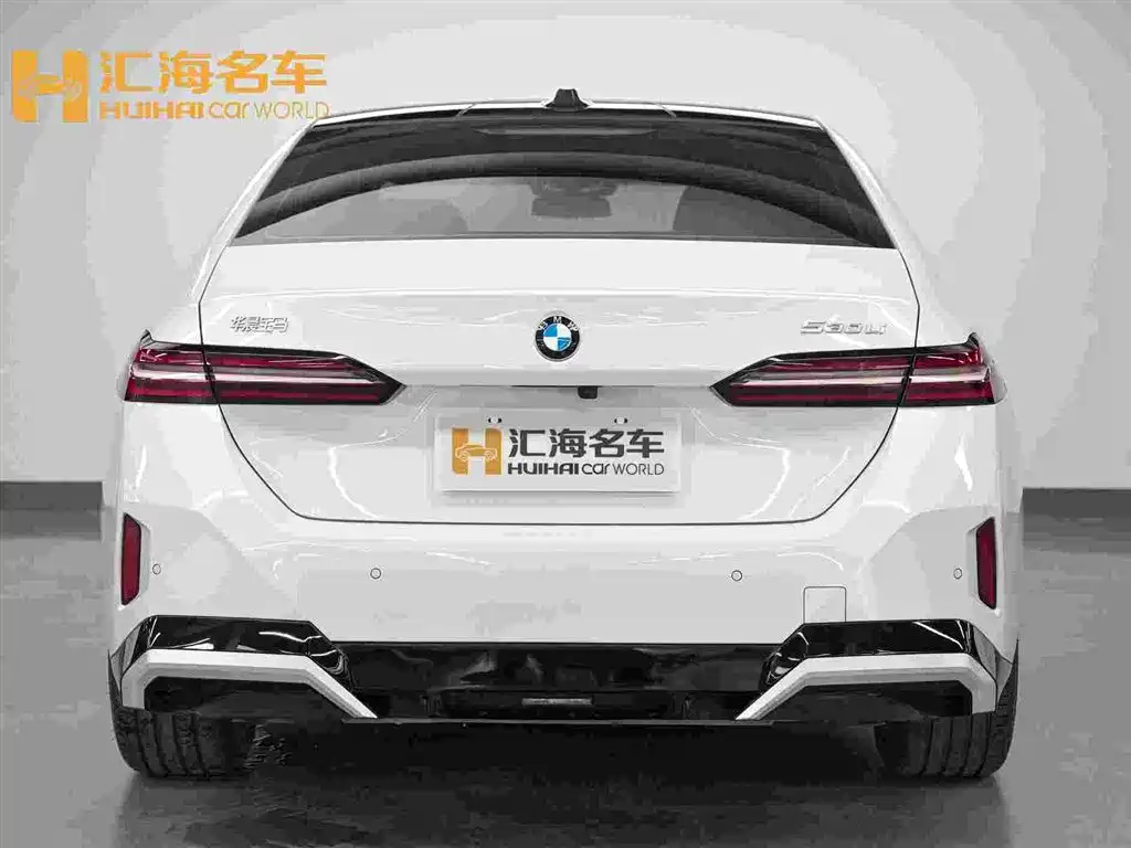 BMW 5 Series 2024
