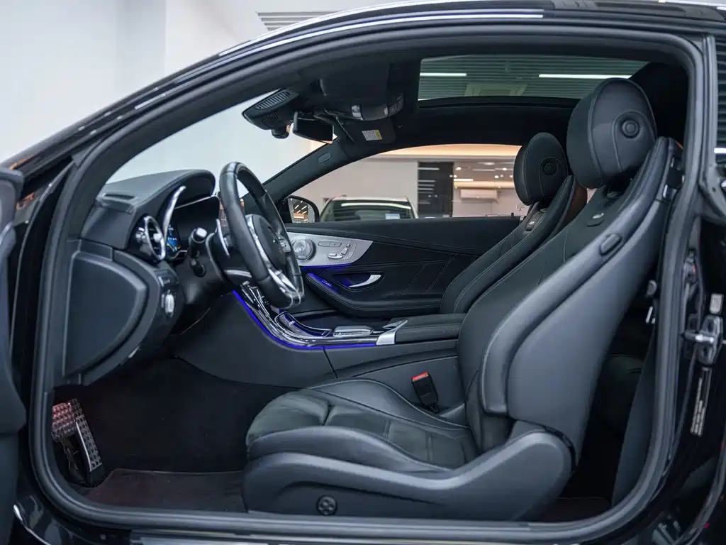 Mercedes-Benz C-Class AMG 2021 — фото 10