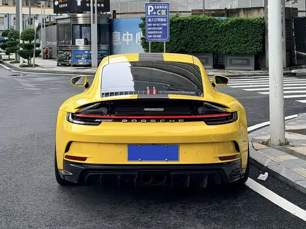 Porsche 911 2021