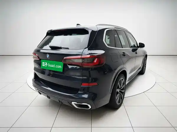 BMW X5 2021