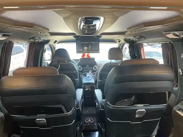 Mercedes-Benz Vito 2024