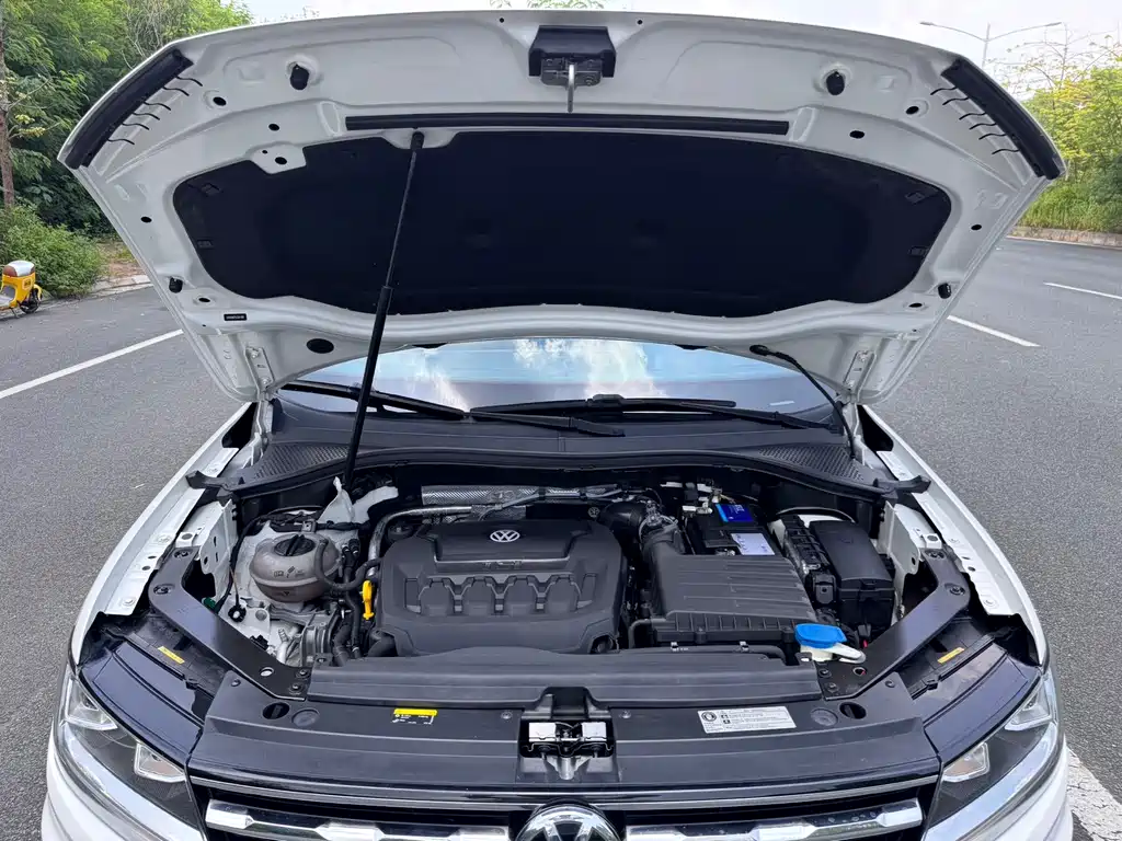 Volkswagen Tiguan L 2019 — фото 11