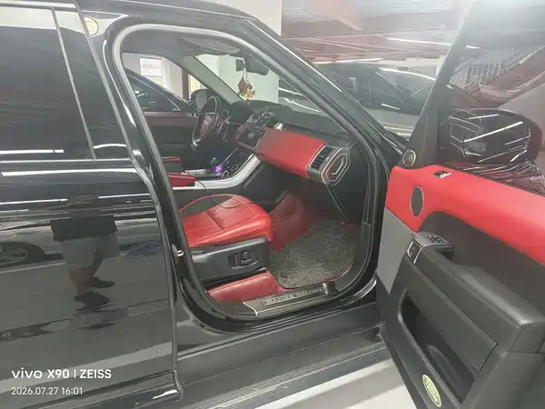 Land Rover Range Rover Sport 2020