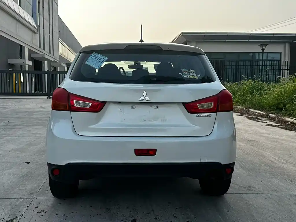 Mitsubishi Jinxuan ASX 2015 — фото 8