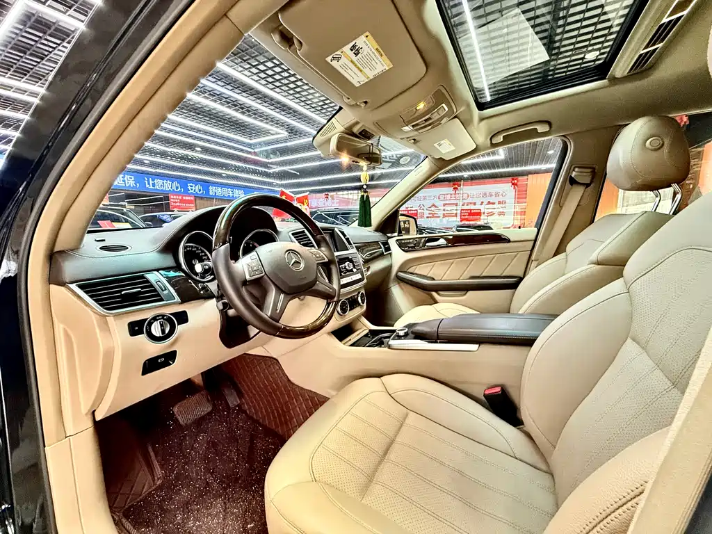 Mercedes-Benz GL-Class 2016 — фото 8