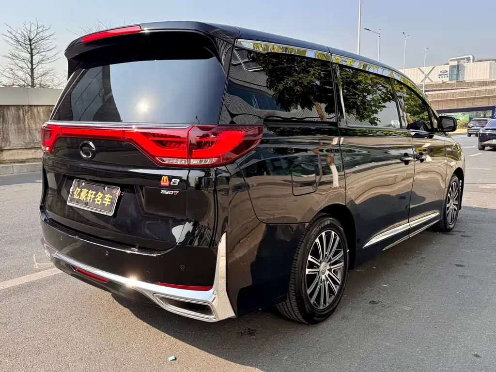 GAC Motor Trumpchi M8 2022 — фото 4