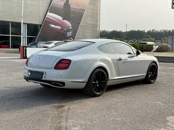 Bentley Continental 2011