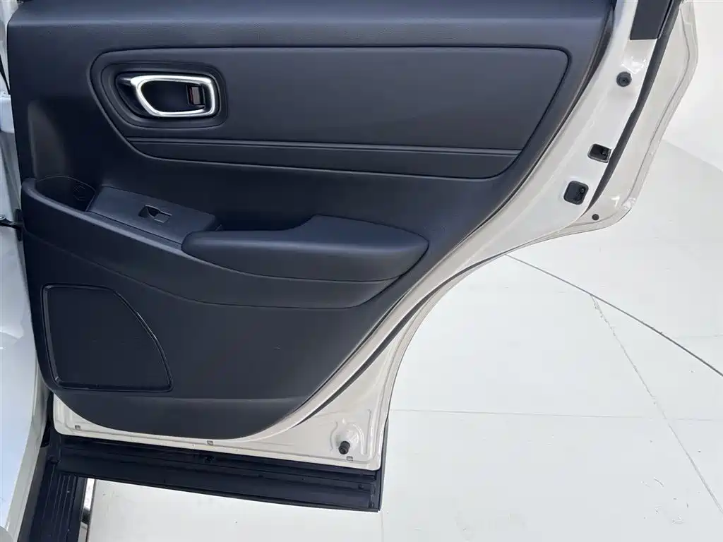 Honda Vezel 2023 — фото 11