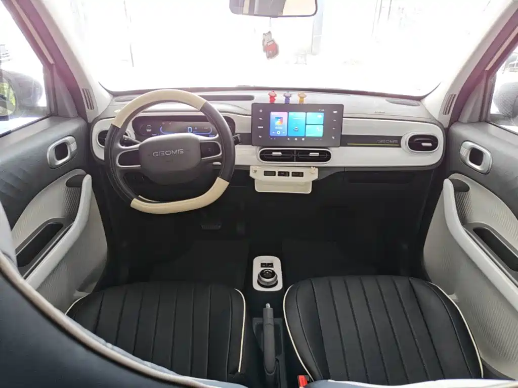 Geely Galaxy Panda 2025 — фото 10