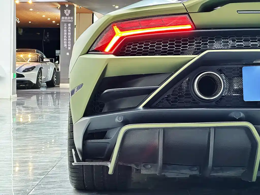 Lamborghini Huracán 2020 — фото 13